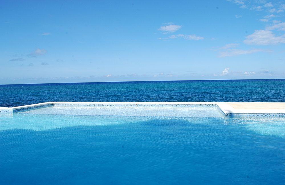 Whispering Seas Jamaica Apartment Очо Риос Екстериор снимка