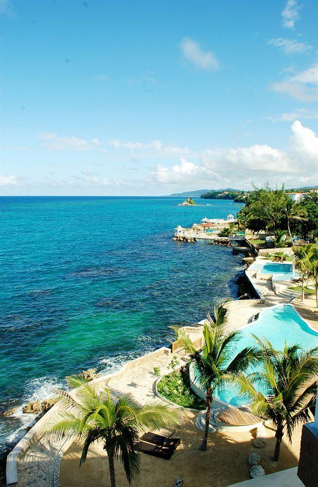 Whispering Seas Jamaica Apartment Очо Риос Екстериор снимка